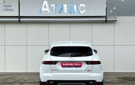 Jaguar E-Pace, 2019 год, 3 400 000 рублей, 4 фотография