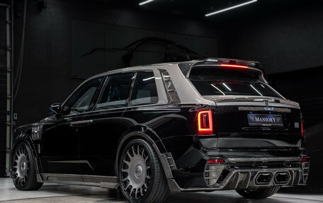 Rolls-Royce Cullinan, 2025 год, 190 000 000 рублей, 3 фотография
