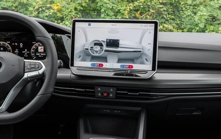 Volkswagen Golf R, 2025 год, 7 289 000 рублей, 13 фотография