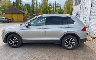 Volkswagen Tiguan II, 2018 год, 2 890 000 рублей, 1 фотография