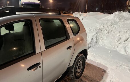 Renault Duster I рестайлинг, 2016 год, 850 000 рублей, 1 фотография