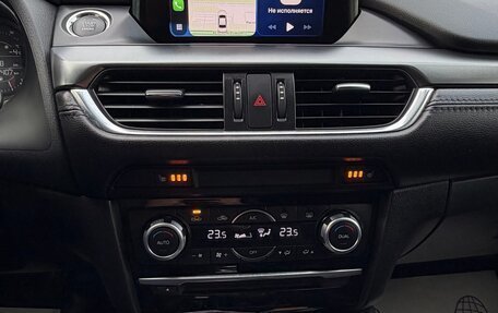 Mazda 6, 2018 год, 1 780 000 рублей, 21 фотография