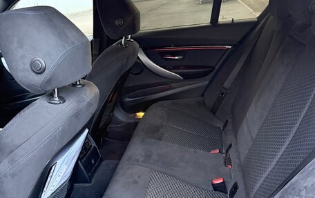 BMW 3 серия, 2017 год, 2 990 000 рублей, 13 фотография