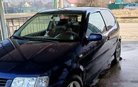 Volkswagen Polo III рестайлинг, 2000 год, 360 000 рублей, 3 фотография