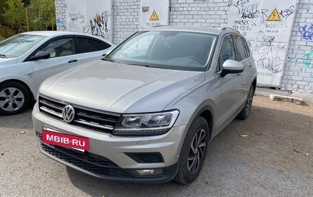 Volkswagen Tiguan II, 2018 год, 2 890 000 рублей, 3 фотография
