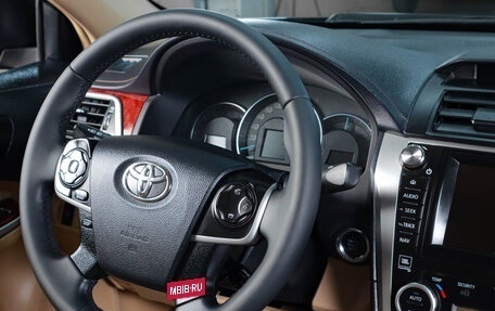 Toyota Camry, 2011 год, 1 759 000 рублей, 12 фотография