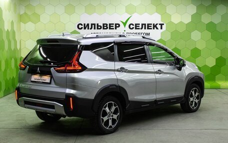 Mitsubishi Xpander, 2022 год, 2 330 000 рублей, 2 фотография