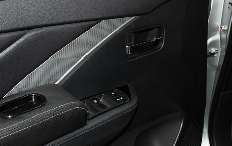 Mitsubishi Xpander, 2022 год, 2 330 000 рублей, 20 фотография