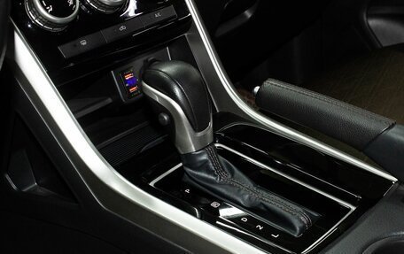 Mitsubishi Xpander, 2022 год, 2 330 000 рублей, 19 фотография