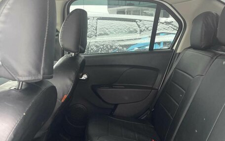 Renault Logan II, 2019 год, 1 042 000 рублей, 16 фотография