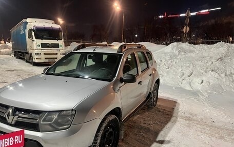 Renault Duster I рестайлинг, 2016 год, 850 000 рублей, 2 фотография