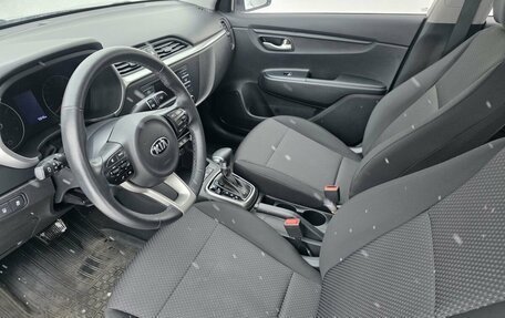 KIA Rio IV, 2021 год, 1 800 000 рублей, 9 фотография