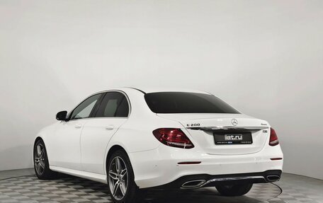 Mercedes-Benz E-Класс, 2020 год, 3 390 000 рублей, 8 фотография