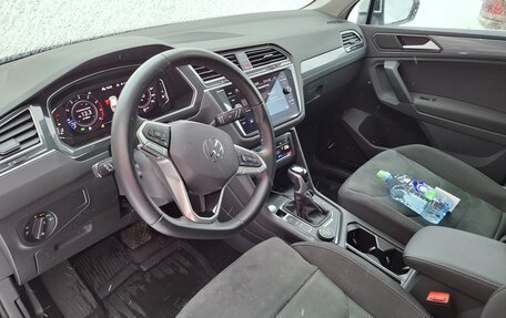 Volkswagen Tiguan II, 2021 год, 3 550 000 рублей, 12 фотография