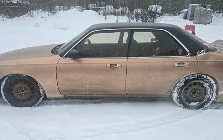 Nissan Laurel VIII, 1993 год, 180 000 рублей, 3 фотография