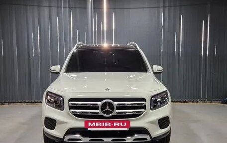 Mercedes-Benz GLB, 2023 год, 4 000 000 рублей, 2 фотография