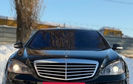 Mercedes-Benz S-Класс, 2006 год, 1 030 000 рублей, 3 фотография