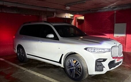 BMW X7, 2019 год, 7 500 000 рублей, 10 фотография