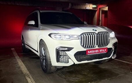 BMW X7, 2019 год, 7 500 000 рублей, 11 фотография