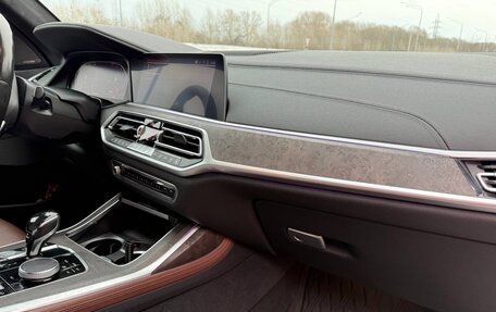 BMW X7, 2019 год, 7 500 000 рублей, 31 фотография