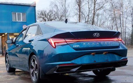 Hyundai Elantra, 2021 год, 2 000 000 рублей, 1 фотография