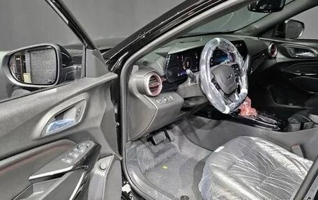 Chevrolet Trax, 2025 год, 2 520 000 рублей, 8 фотография