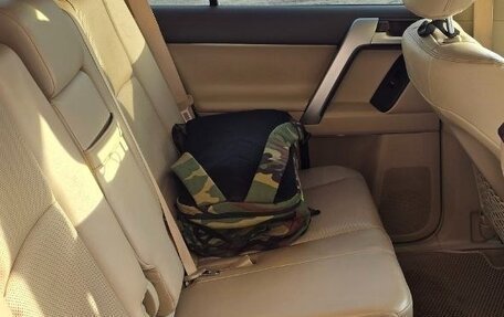 Toyota Land Cruiser Prado 150 рестайлинг 2, 2018 год, 5 250 000 рублей, 8 фотография