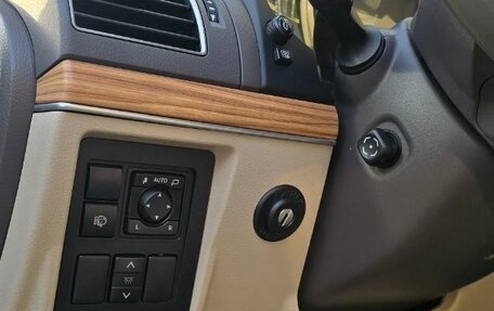 Toyota Land Cruiser Prado 150 рестайлинг 2, 2018 год, 5 250 000 рублей, 15 фотография