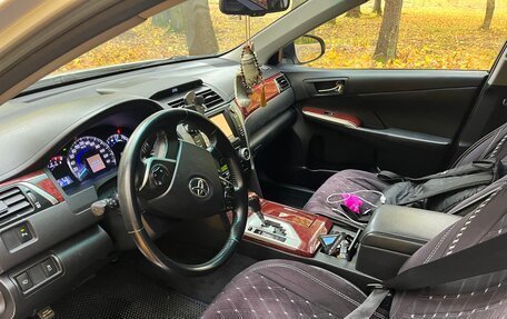 Toyota Camry, 2012 год, 1 690 000 рублей, 6 фотография
