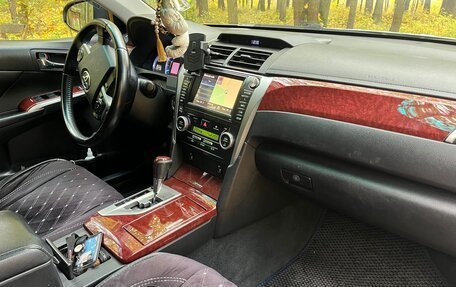 Toyota Camry, 2012 год, 1 690 000 рублей, 7 фотография