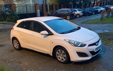 Hyundai i30 II рестайлинг, 2012 год, 820 000 рублей, 4 фотография