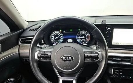 KIA K5, 2021 год, 14 фотография
