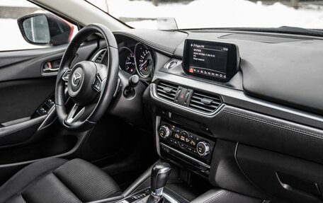 Mazda 6, 2017 год, 2 398 000 рублей, 24 фотография