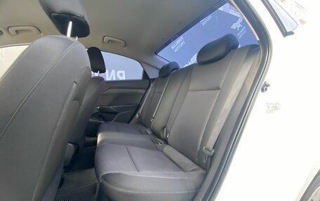 Hyundai Solaris II рестайлинг, 2017 год, 1 180 000 рублей, 12 фотография