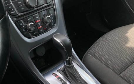 Opel Astra J, 2012 год, 935 000 рублей, 24 фотография