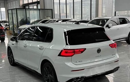 Volkswagen Golf VIII, 2022 год, 1 850 000 рублей, 4 фотография