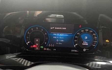 Volkswagen Golf VIII, 2022 год, 1 850 000 рублей, 13 фотография