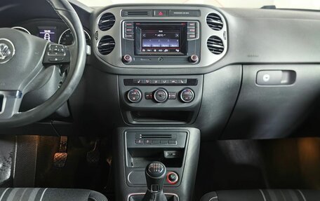 Volkswagen Tiguan I, 2016 год, 1 593 000 рублей, 15 фотография