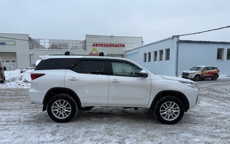 Toyota Fortuner II, 2018 год, 3 600 000 рублей, 2 фотография