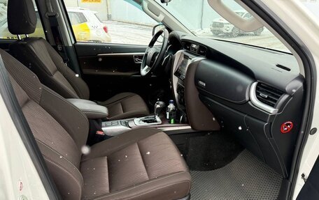 Toyota Fortuner II, 2018 год, 3 600 000 рублей, 12 фотография