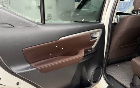 Toyota Fortuner II, 2018 год, 3 600 000 рублей, 18 фотография