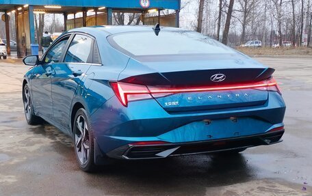 Hyundai Elantra, 2021 год, 2 000 000 рублей, 2 фотография