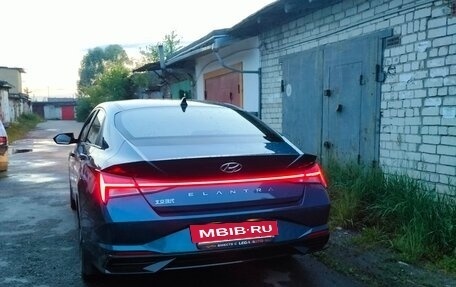 Hyundai Elantra, 2021 год, 2 000 000 рублей, 12 фотография