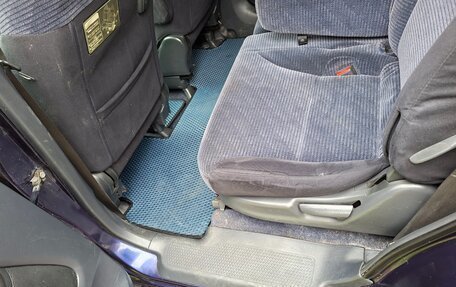 Honda Stream I рестайлинг, 2002 год, 400 000 рублей, 7 фотография