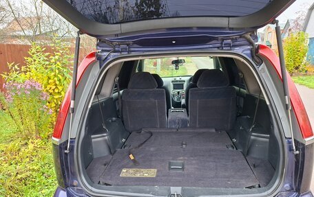 Honda Stream I рестайлинг, 2002 год, 400 000 рублей, 10 фотография