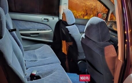 Honda Stream I рестайлинг, 2002 год, 400 000 рублей, 17 фотография