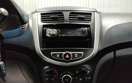 Hyundai Solaris II рестайлинг, 2014 год, 750 000 рублей, 12 фотография