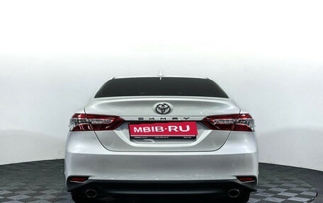 Toyota Camry, 2020 год, 2 727 000 рублей, 6 фотография