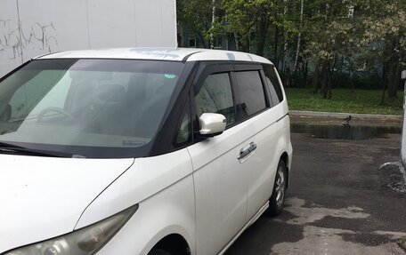 Honda Elysion I, 2004 год, 950 000 рублей, 2 фотография