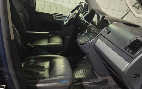 Volkswagen Multivan T5, 2010 год, 2 100 000 рублей, 3 фотография